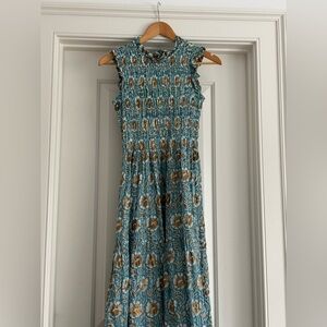 SIZE XS MAXI DRESS
